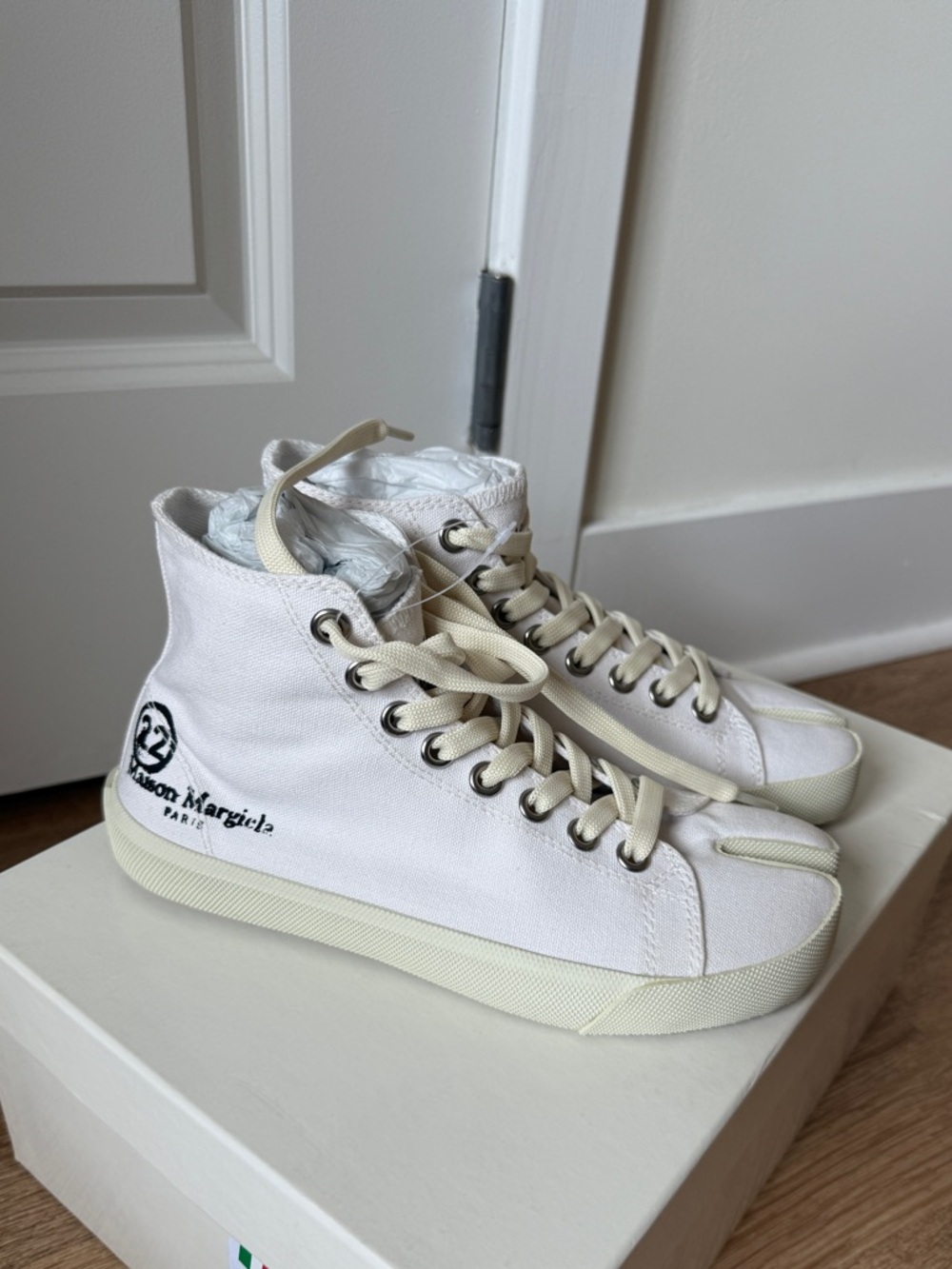 Maison Margiela Tabi high sneakers